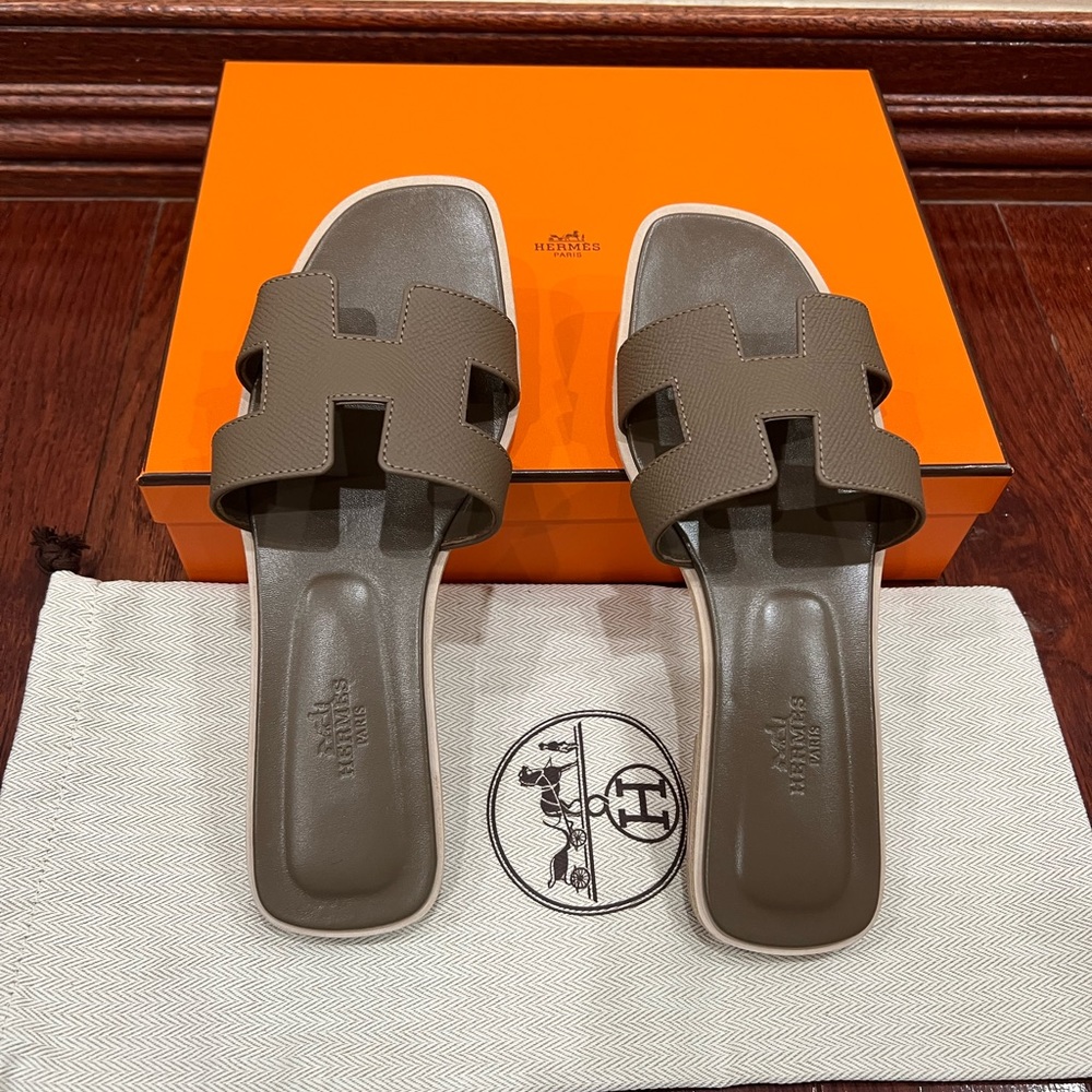 BNIB Hermes Oran Sandal in Epsom Calfskin Etoupe 36.5 - Picture 7 of 10
